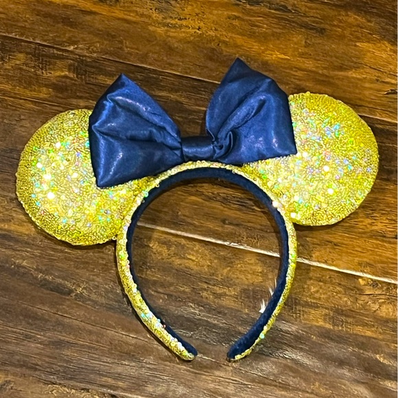 Disney Accessories - ✨ Disney Parks 50th Celebration Gold & Blue Bow Sequence Mickey E…